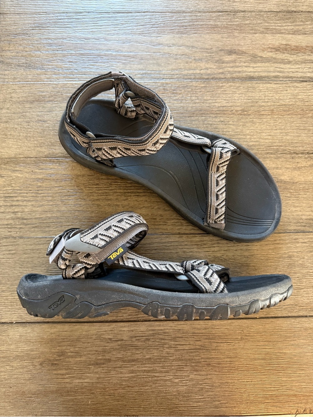 Teva Hurricane - Men’s Sport Sandals in Taupe/Black